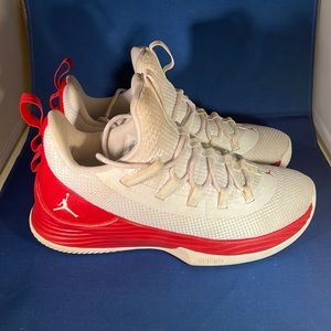 Nike Air Jordan Ultra Fly 2 Low White Red Basketball Sneakers AH8110-101 SZ 7 US